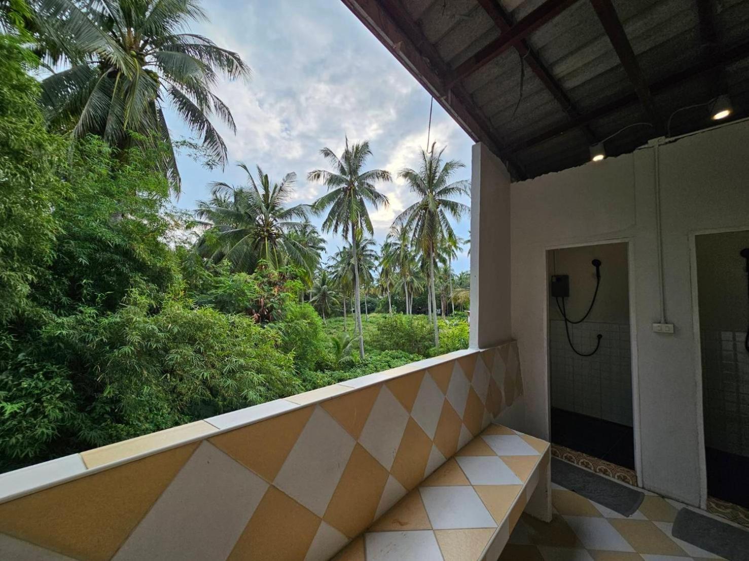 Hao Norn Hostel Thongsala Exterior photo